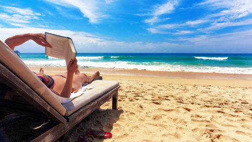 best-books-for-reading-at-the-beach